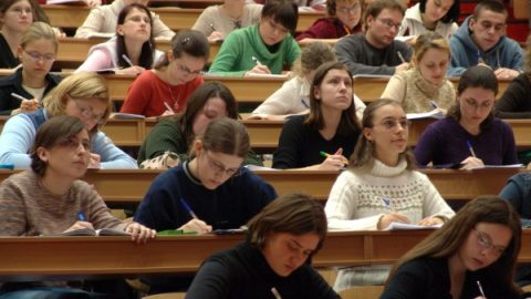 Очакват ли ни фалити на университети