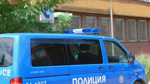 32-годишна митничарка е задържана в Пирдоп
