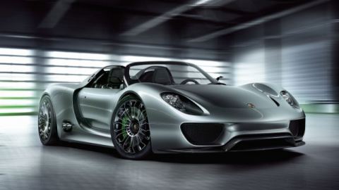 Porsche блокира достъпа до социалните мрежи