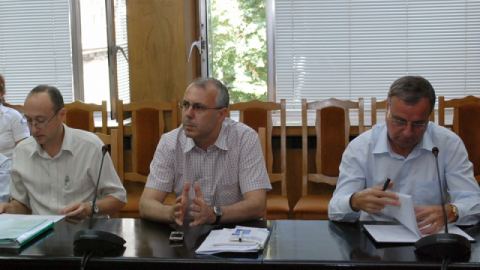Няма да се ограничават отвоювани социални придобивки