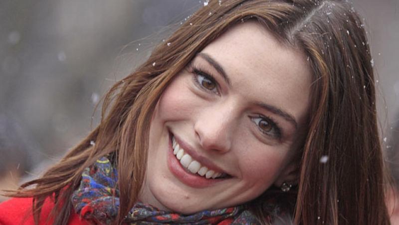 Anne Hathaway to host the Oscars
 – 2024-08-25 20:37:58