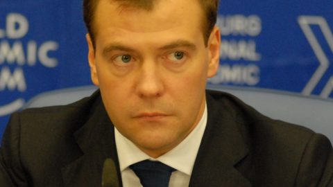 Медведев: Има рискове за "Турски поток"