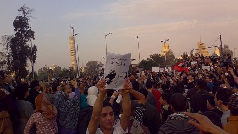 Двама натовски войници загинаха на протест срещу изгарянето на Корана