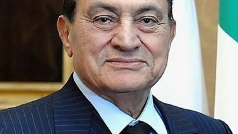 ЕС замразява авоарите на бившия египетски президент