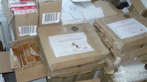 Над 10 000 кутии контрабандни цигари иззеха самоковски полицаи