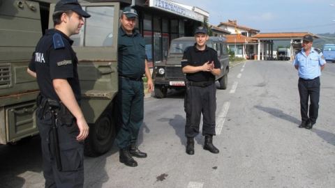 Гранични полицаи от Елхово задържаха 7 чужди граждани