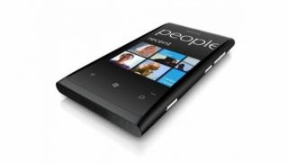 Nokia Lumia 800, дефект