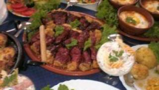 Пълнени чушки, боб