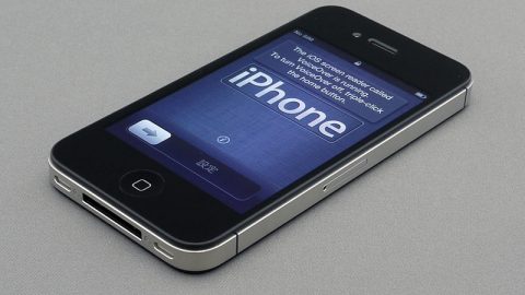 iPhone от пластмаса