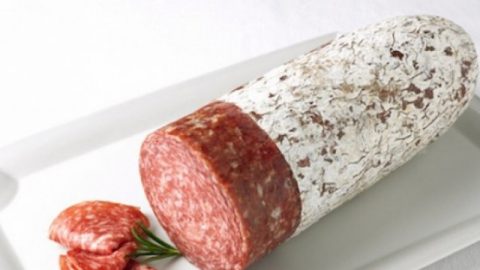 Ще вкусите ли повече салам, след като видите това видео?
