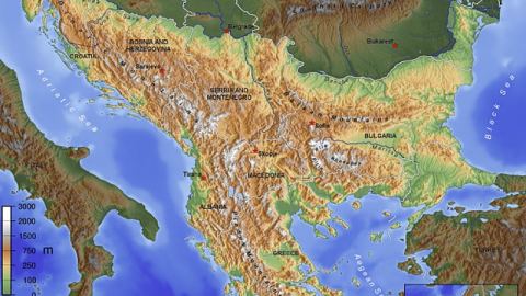 Балканите могат да се превърнат в следващото бойно поле за Русия и САЩ