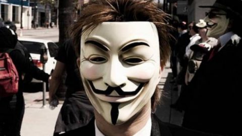 Протестиращи: Не сме против защитата на авторските права, но АСТА не е начинът