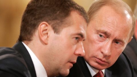 Политолози: Руският елит е структуриран по сектори