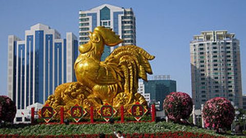 Франк Сиърън: Източна Европа като вход за Пекин