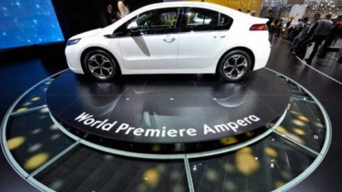 Opel Ampera - автомобил на годината