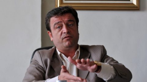 Дон Цеци на съд