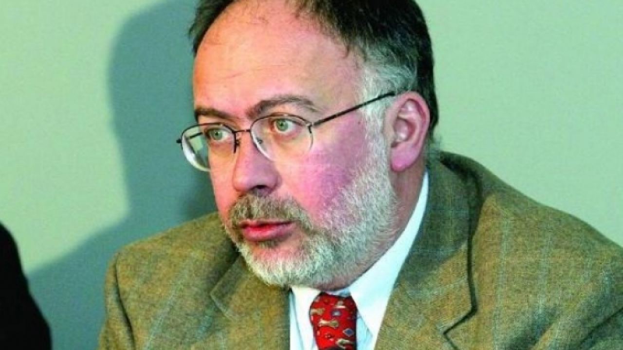 Ако изборите бяха днес, в парламента влизат само БСП, ГЕРБ и ДПС