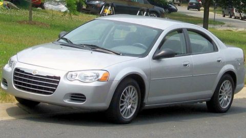 Крайслер изтегля 127 000 дефектни коли