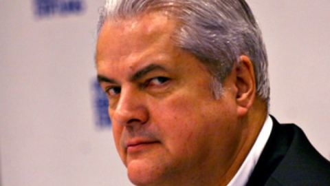 Бившият румънски премиер Адриан Настасе е опитал да се самоубие