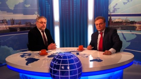 Не само природата не търпи празно пространство!