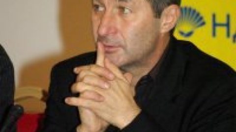 Плагиатство, което увенчава неолибералното шарлатанство