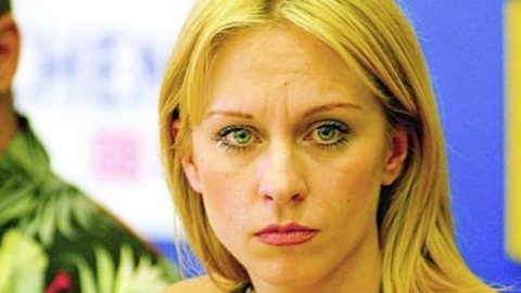 Излекуваха водещата Нана от рак