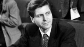 Истината, падане, правителството, Луканов