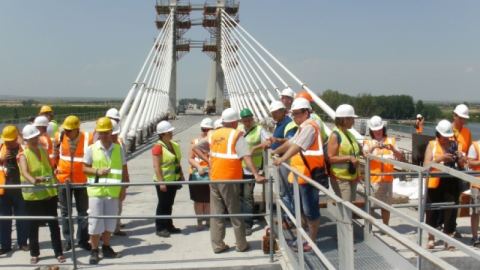 Борисов и Понта на Дунав мост -2