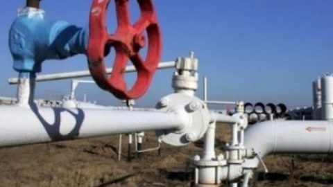 От 1 януари Русия въвежда плащане на газ и нефт само в рубли