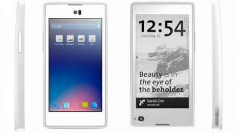Руският YotaPhone ще „убие” iPhone