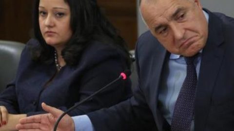Никога не съм виждал на живо Иво Карамански