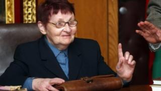 Сънди таймс, майка, Станишев, посъветвала, да се оттегли