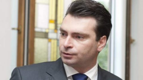 Нужен ни е единен стандарт за училищата в София