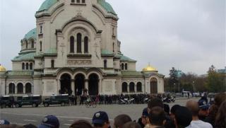 Протести, парламент, сблъсъци