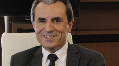 И арабски магьосници впрегнаха срещу Орешарски