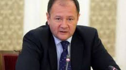 Няма да има ремонт на конституцията