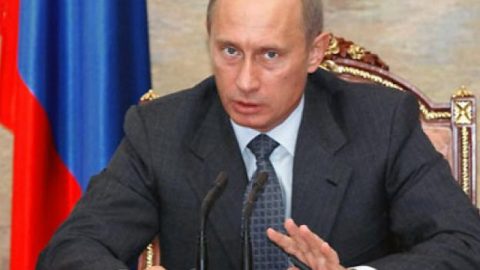 Путин увеличава двойно пенсиите на жителите на Крим
