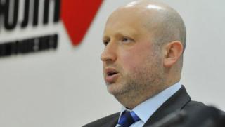 Турчинов, Яценук, Украинска Рада, разпускане, парламент, Крим