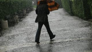 Дъжд, София, наводнение, коли, задръстване