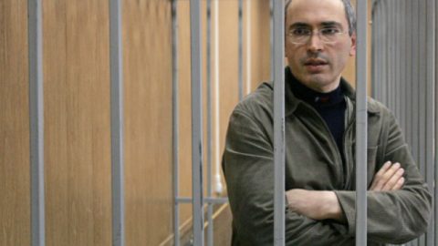 И Ходорковски ли ще обявите, че е "агент на Путин"!?