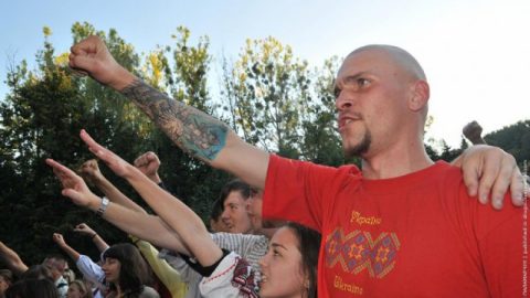 Русия приравнява „бандеровската” атрибутика към нацистката