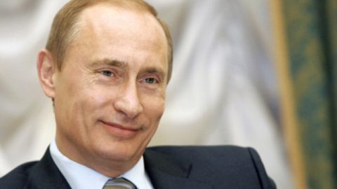 Путин заяви, че нарочно ще си сложи заплатата в наказаната от САЩ банка "Россия"