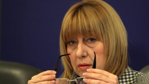 Игричките на МОН с образованието костват съдбата и бъдещето на поколения
