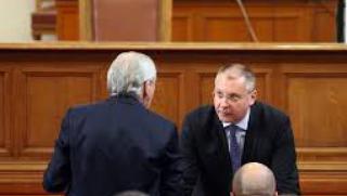 Сергей Станишев, отвръща, удара, Местан