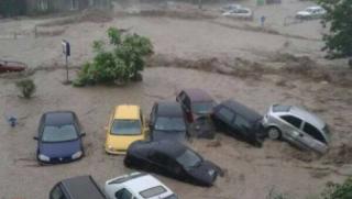 Российская газета, туристи, блокирани, българските курорти, наводнение
