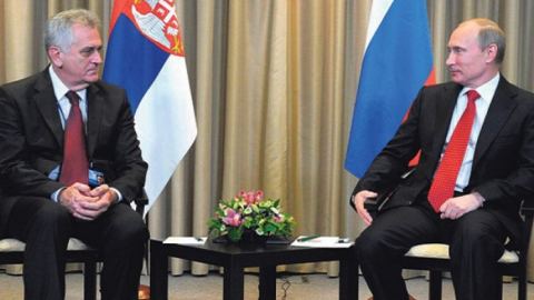 Сърбите харесват Русия, но искат в ЕС