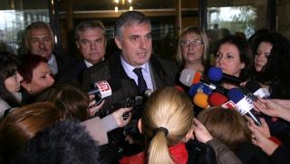 ГЕРБ, АБВ, консултации, важните теми