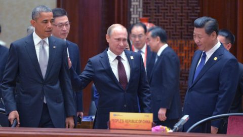 Стратфор: Сблъсъкът САЩ- Русия е пресечната точка на три тежки кризи