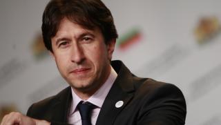 Корман Исмаилов, Сашо Диков, журналисти, парламент