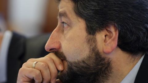 Комисия отхвърли на първо четене промените в конституцията
